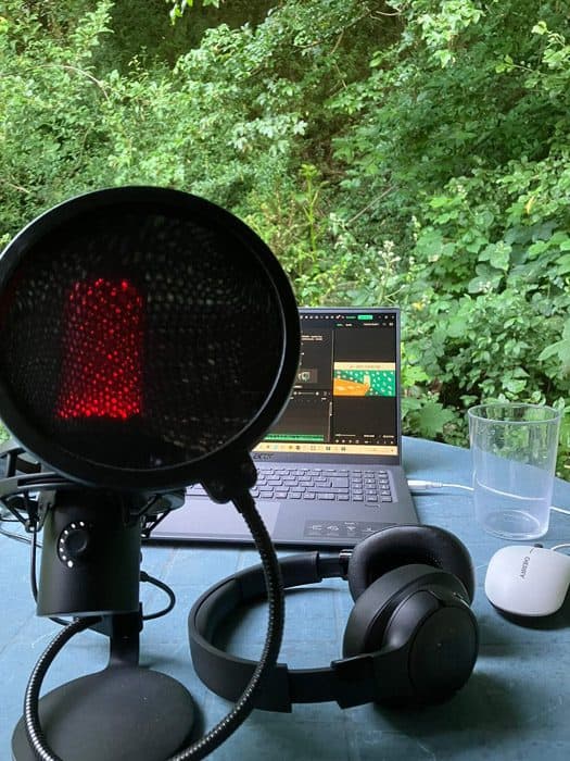 Podcast D-Days for Detox Die Bewegung für digitale Selbstbestimmung. Hier gehen wir gemeinsam, aber jeder seinen eigenen Weg.